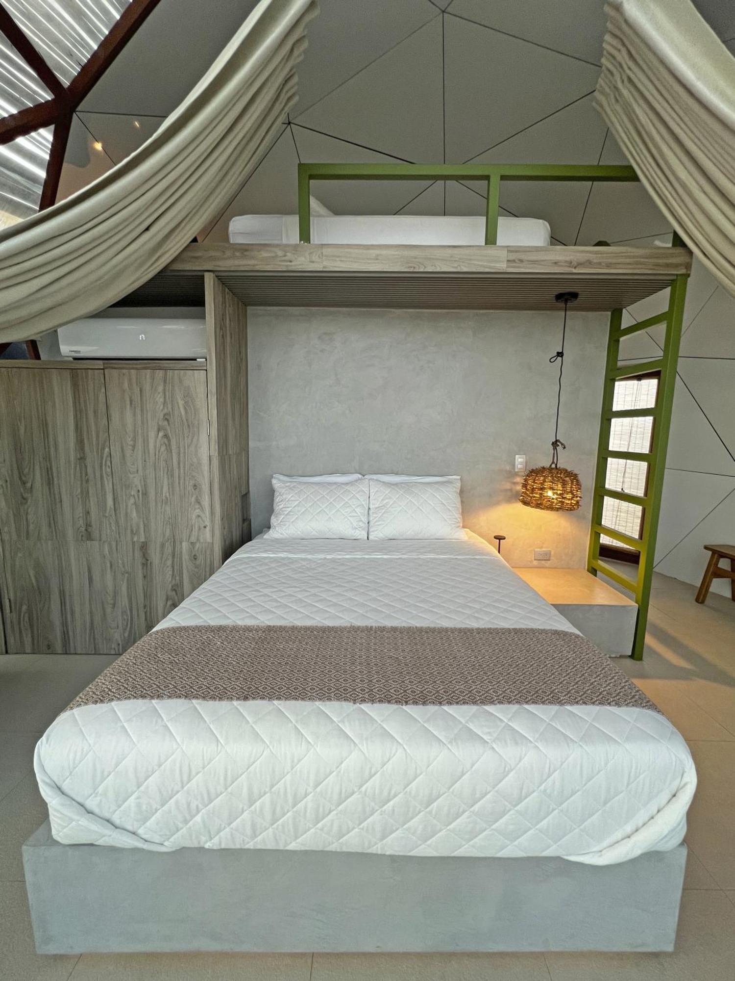 Almare Zonte - Beachfront Glamping Hotel El Zonte Esterno foto