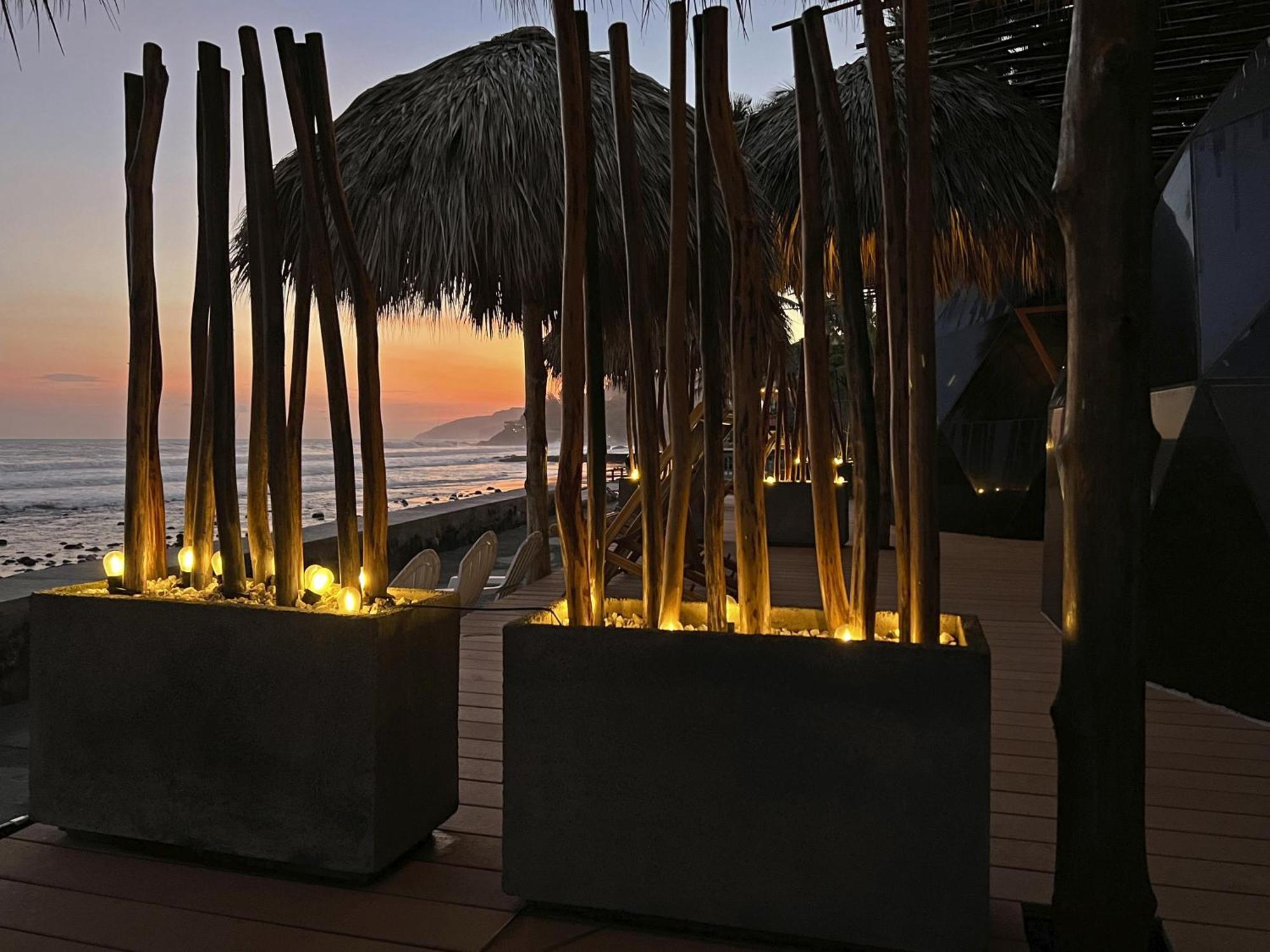 Almare Zonte - Beachfront Glamping Hotel El Zonte Esterno foto
